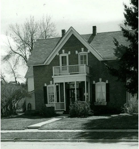 Undated black-and-white photograph of Rouse House before the current restoration